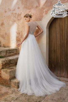 لباس عروس سلطنتی دنباله دار 2019