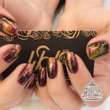 آرایشگاه گل آرا