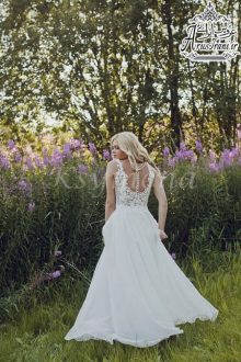 لباس عروس سلطنتی دنباله دار 2019