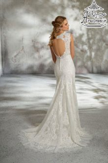 لباس عروس کلوش دنباله دار 2019