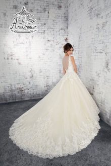 لباس عروس پرنسس دنباله دار 2019
