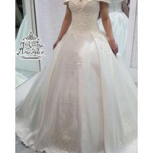 مزون عروس چیستا