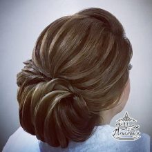آرایشگاه نیکی خلعتبری