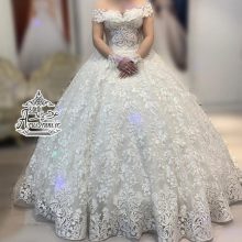 مزون عروس زنبق