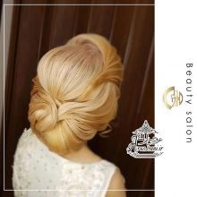 آرایشگاه مونا