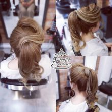 آرایشگاه رنگی