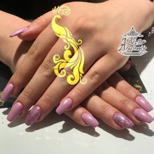 آرایشگاه طاووس