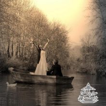 ژست عروس داماد آتلیه ماه سیما